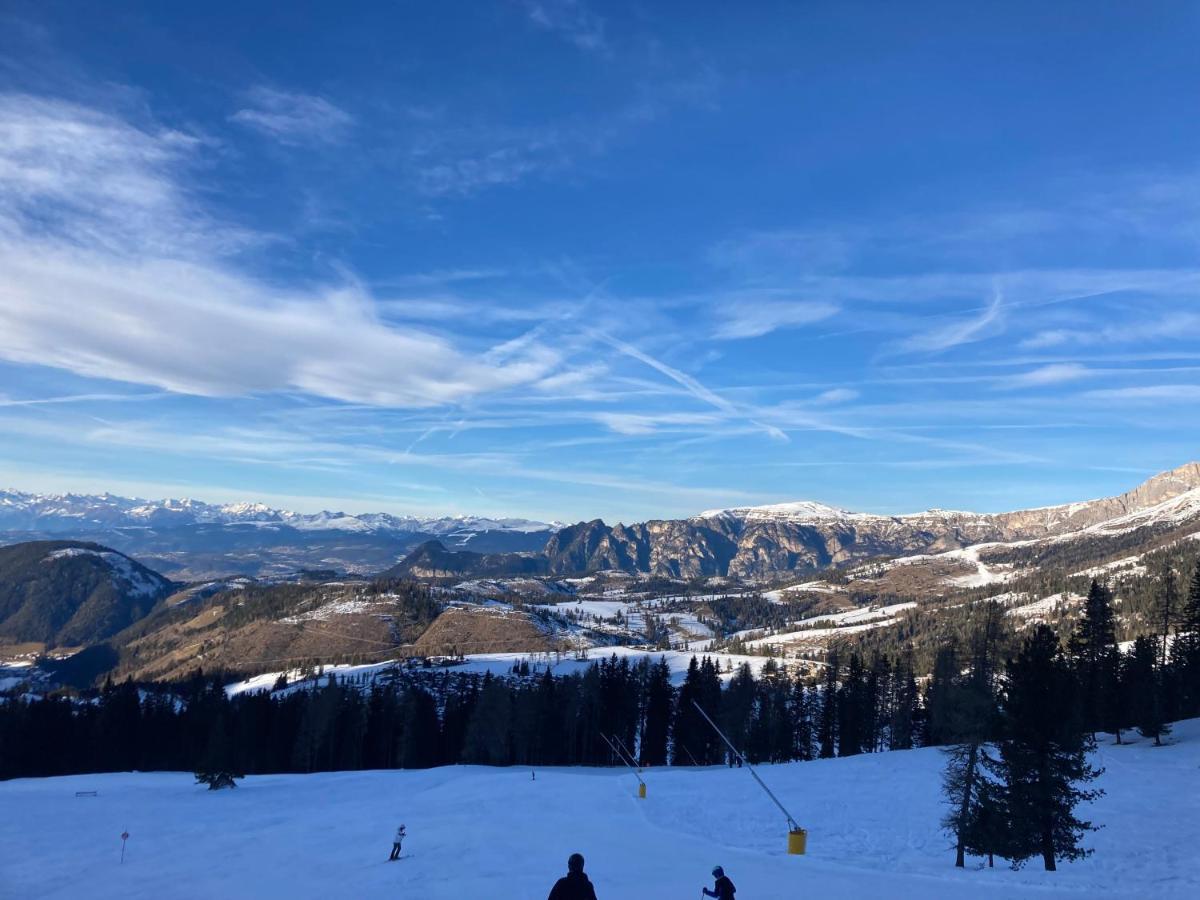 Renoviertes Apartment Mit Terrasse An Der Piste Mit Kostenlosen Wifi Carezza al Lago Exteriör bild