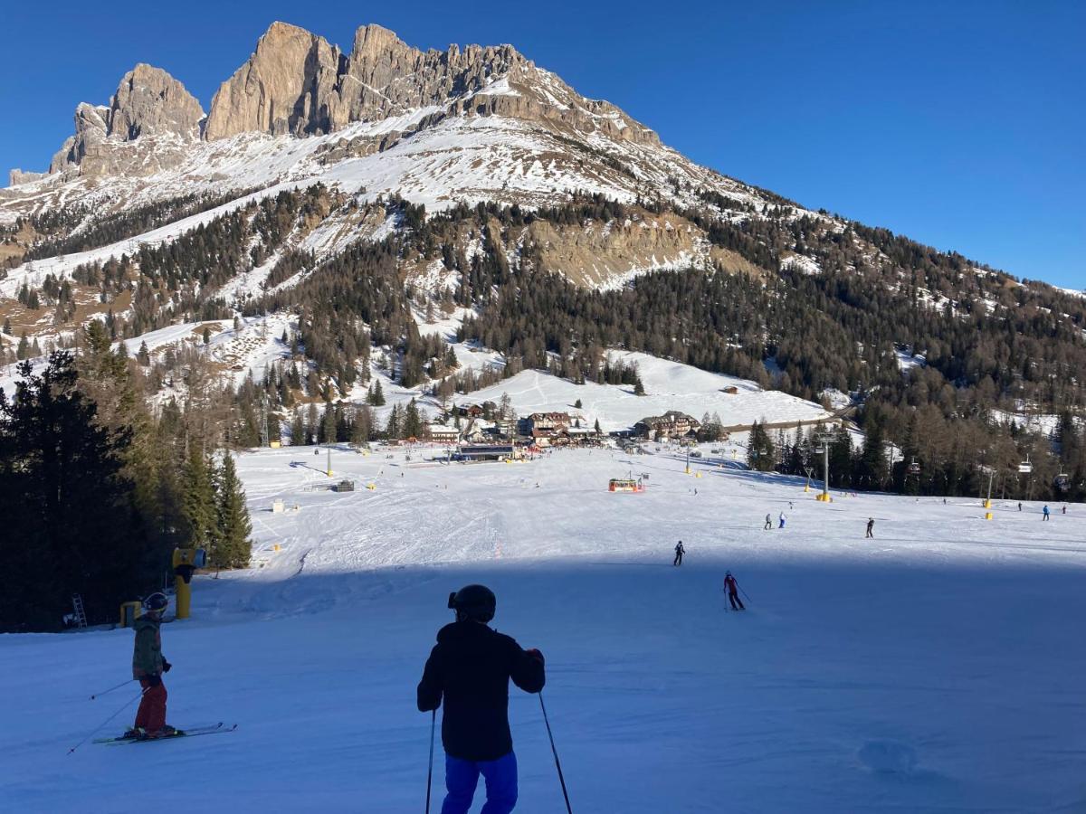 Renoviertes Apartment Mit Terrasse An Der Piste Mit Kostenlosen Wifi Carezza al Lago Exteriör bild