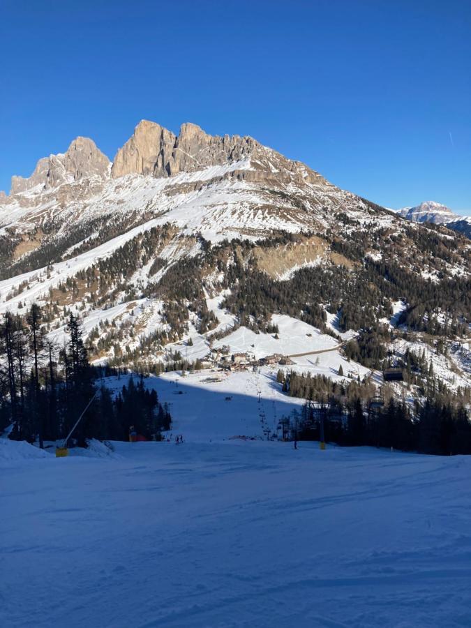 Renoviertes Apartment Mit Terrasse An Der Piste Mit Kostenlosen Wifi Carezza al Lago Exteriör bild